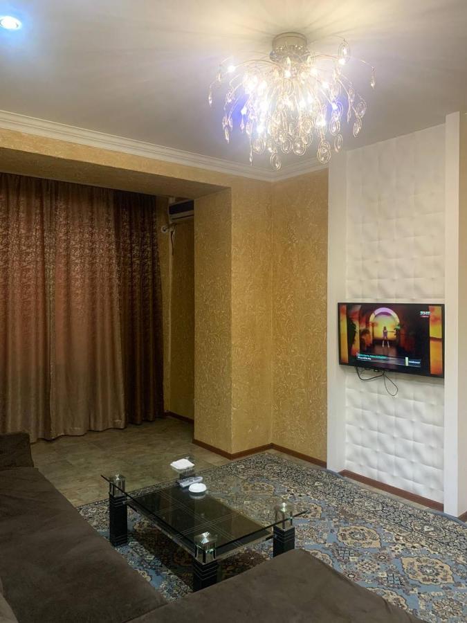 Armon Apart Hotel Khujand Exteriör bild